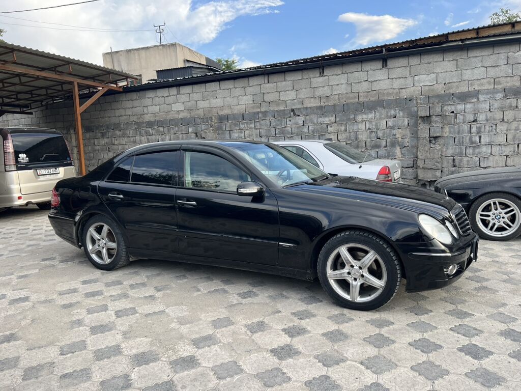 Mercedes-Benz E-Class: 2003 г., 3.2 л, Автомат, Бензин, Седан: фото 2