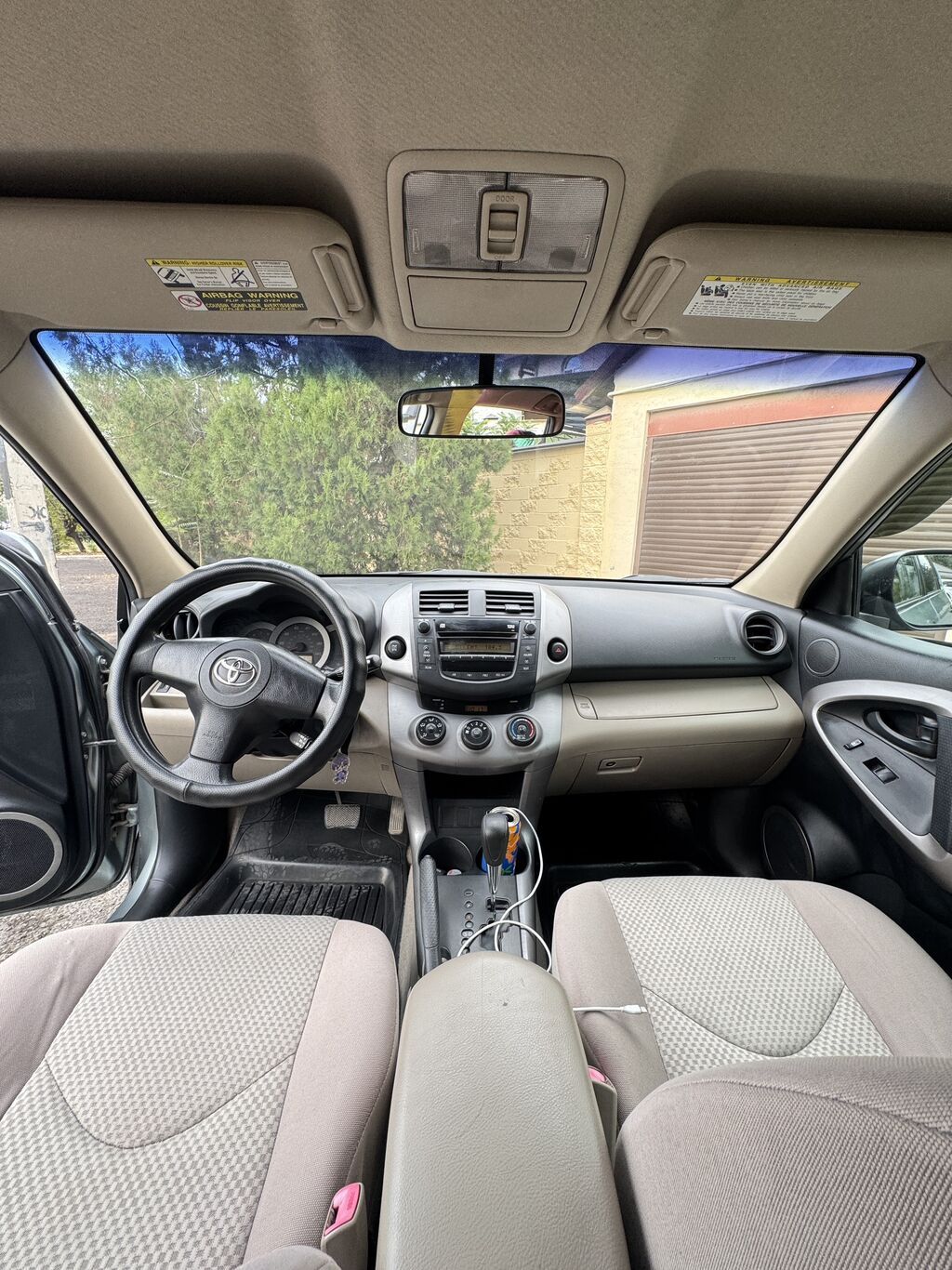 Toyota RAV4: 2006 г., 2.4 л, Автомат, Бензин, Кроссовер: фото 8