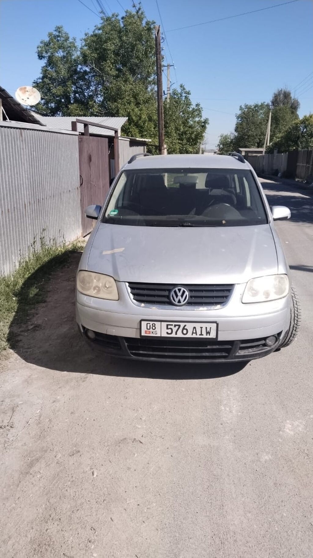 Volkswagen Touran: 2005 г., 1.6 л, Механика, Дизель, Минивэн — фото 5