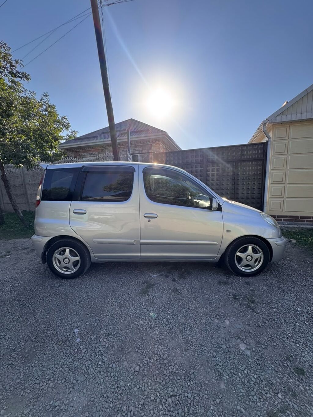 Toyota Funcargo: 2003 г., 1.3 л, Автомат, Бензин, Лифтбек: фото 8