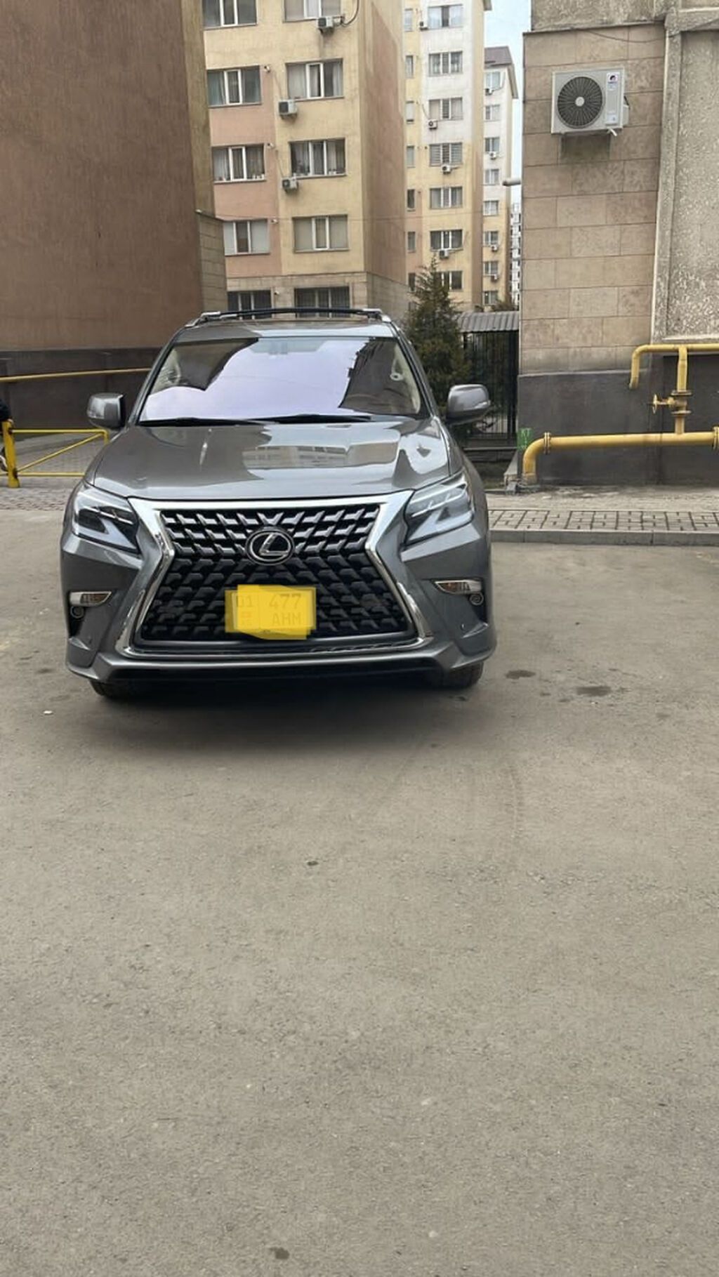 Lexus GX: 2010 г., 4.6 л, Автомат, Газ, Внедорожник: фото 2