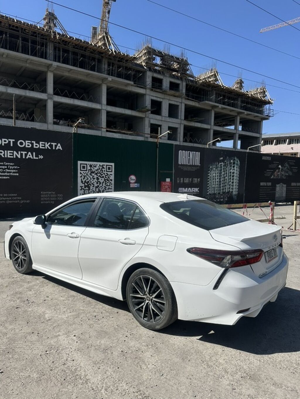 Toyota Camry: 2021 г., 2.5 л, Автомат, Бензин, Седан: фото 4