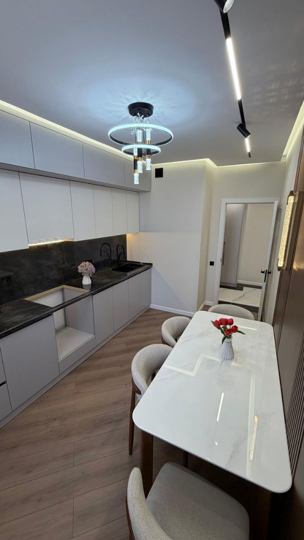 2 комнаты, 60 м², Элитка, 11 этаж, Дизайнерский ремонт — фото 2