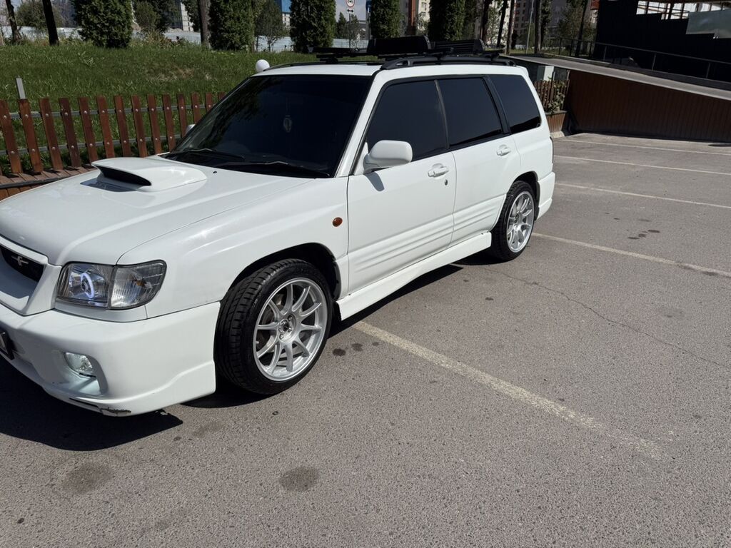 Subaru Forester: 2001 г., 2 л, Автомат, Бензин, Универсал: фото 3