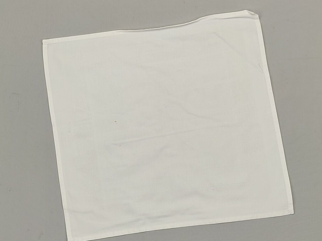 Serwetki: Serwetka 41 x 41 stan - Dobry, wzór - Jednolity kolor, kolor - Biały — 1