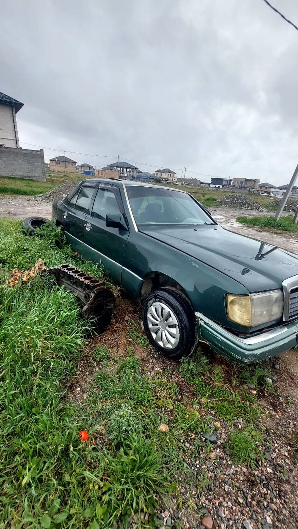 Mercedes-Benz W124: 1990 г., 3 л, Механика, Дизель, Седан: фото 1