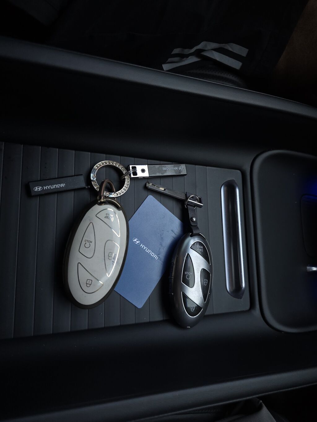Hyundai Grandeur: 2022 г., 1.6 л, Автомат, Гибрид, Седан — фото 8
