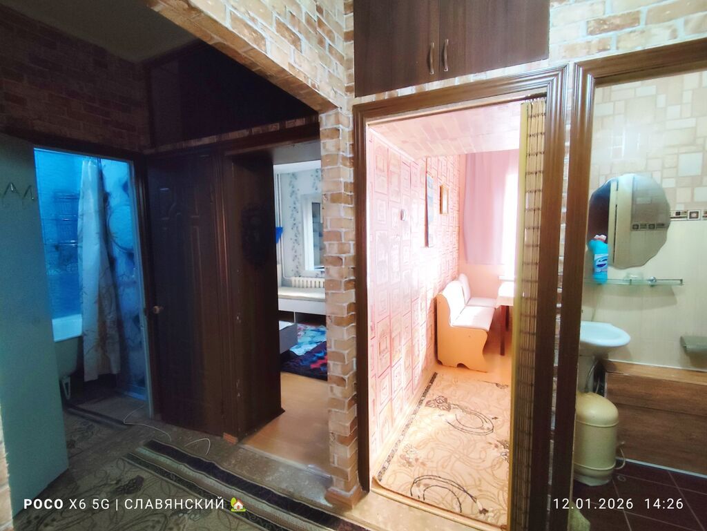 2 комнаты, 50 м², 105 серия, 1 этаж, Старый ремонт: фото 3