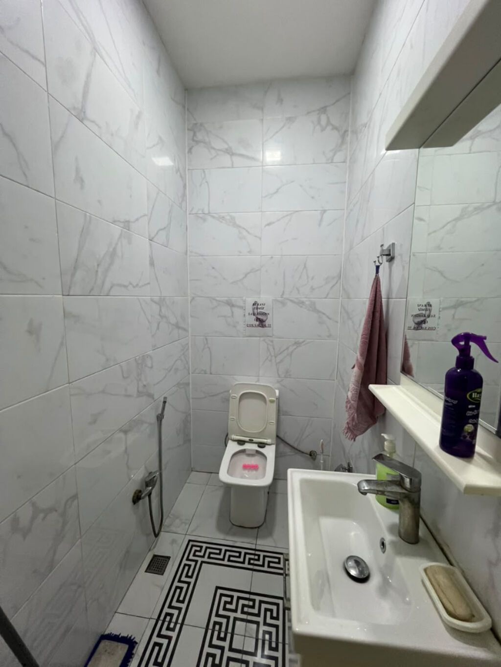 HEYDƏR ƏLİYEV MƏRKƏZİNƏ YAXIN 204 m² OFİS SATILIR - Lokasiya: Heydər