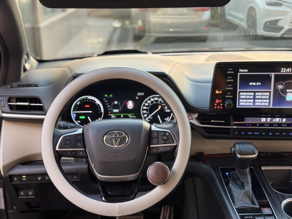 Toyota Sienna: 2021 г., 2.5 л, Автомат, Гибрид, Минивэн: фото 8