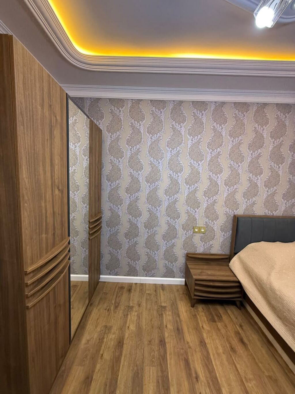 3 otaqlı, 156 kv. m, Kredit yoxdur, Yeni təmirli