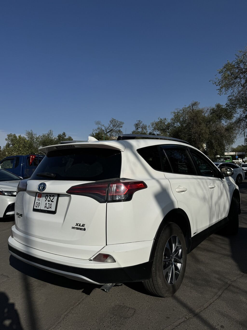 Toyota RAV4: 2016 г., Автомат, Гибрид, Кроссовер: фото 8
