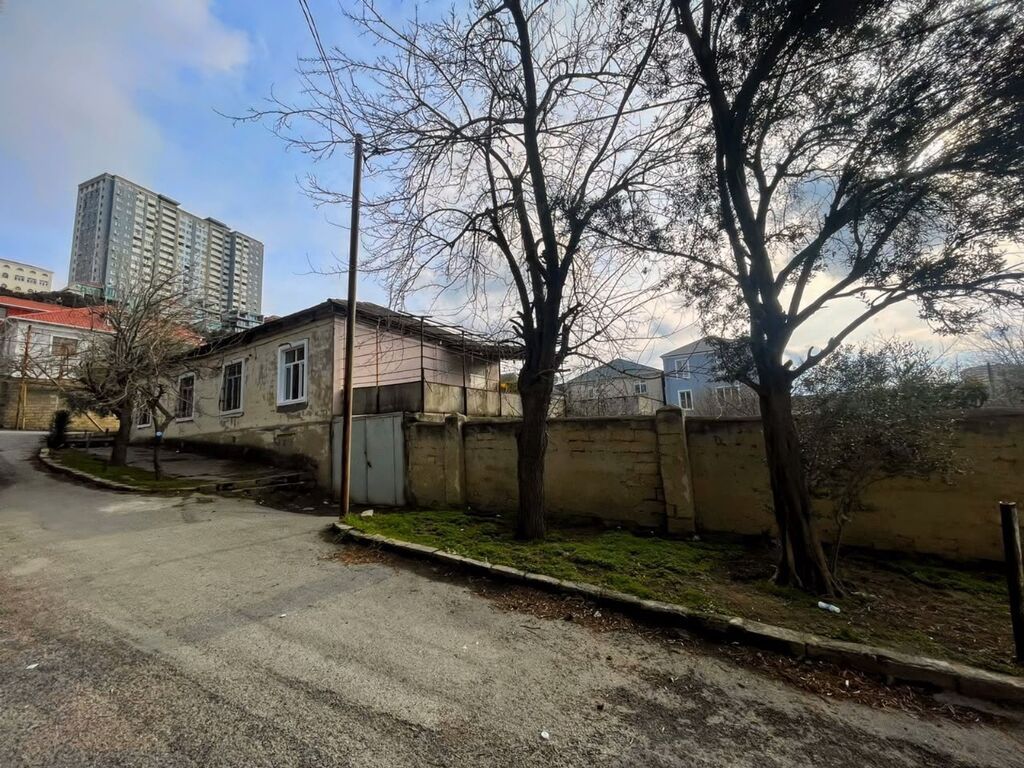 4 otaqlı, 130 kv. m, Kredit yoxdur, Orta təmir