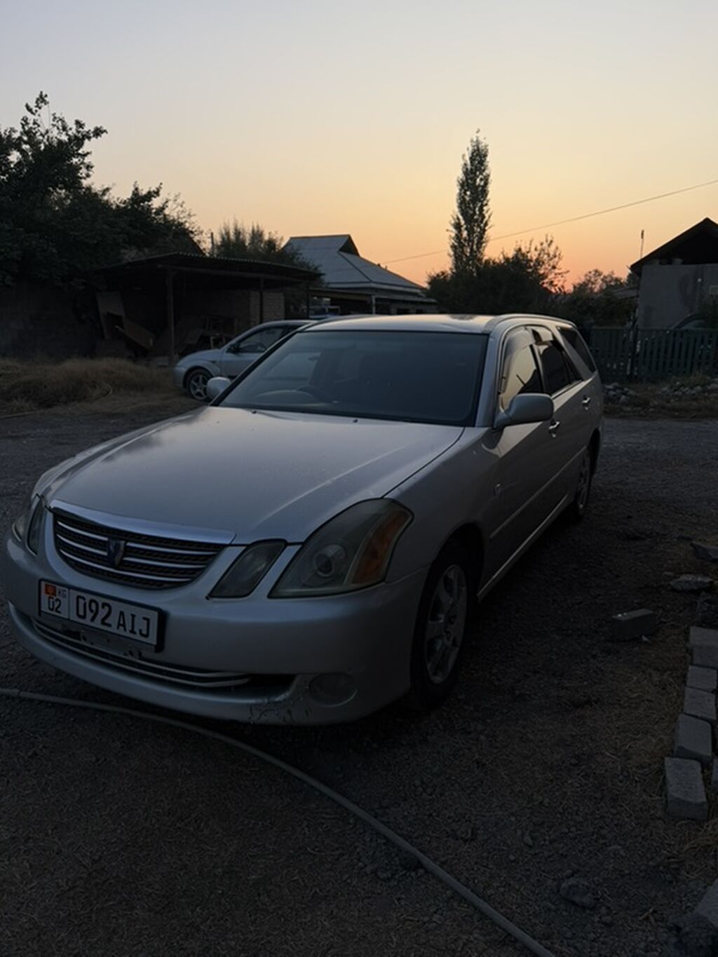 Toyota Mark II: 2003 г., 2 л, Автомат, Бензин, Универсал: фото 1