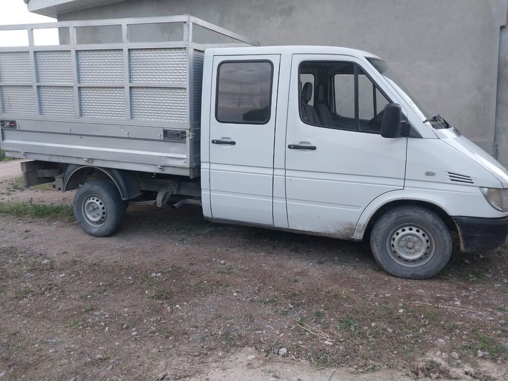 Mercedes-Benz Спринтер: 2004 г., 2.2 л, Механика, Дизель: фото 2