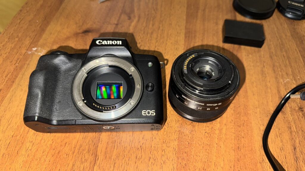 Камера Canon EOS M50 с комплектным зум‑объективом EF‑M 15–45mm: фото 2