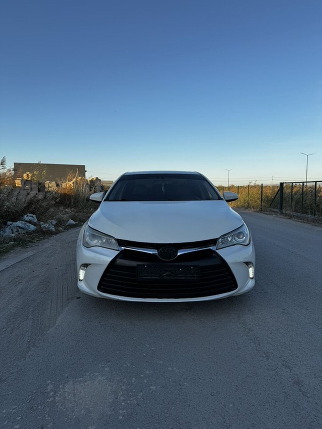 Toyota Camry: 2015 г., Автомат, Бензин, Седан: фото 1