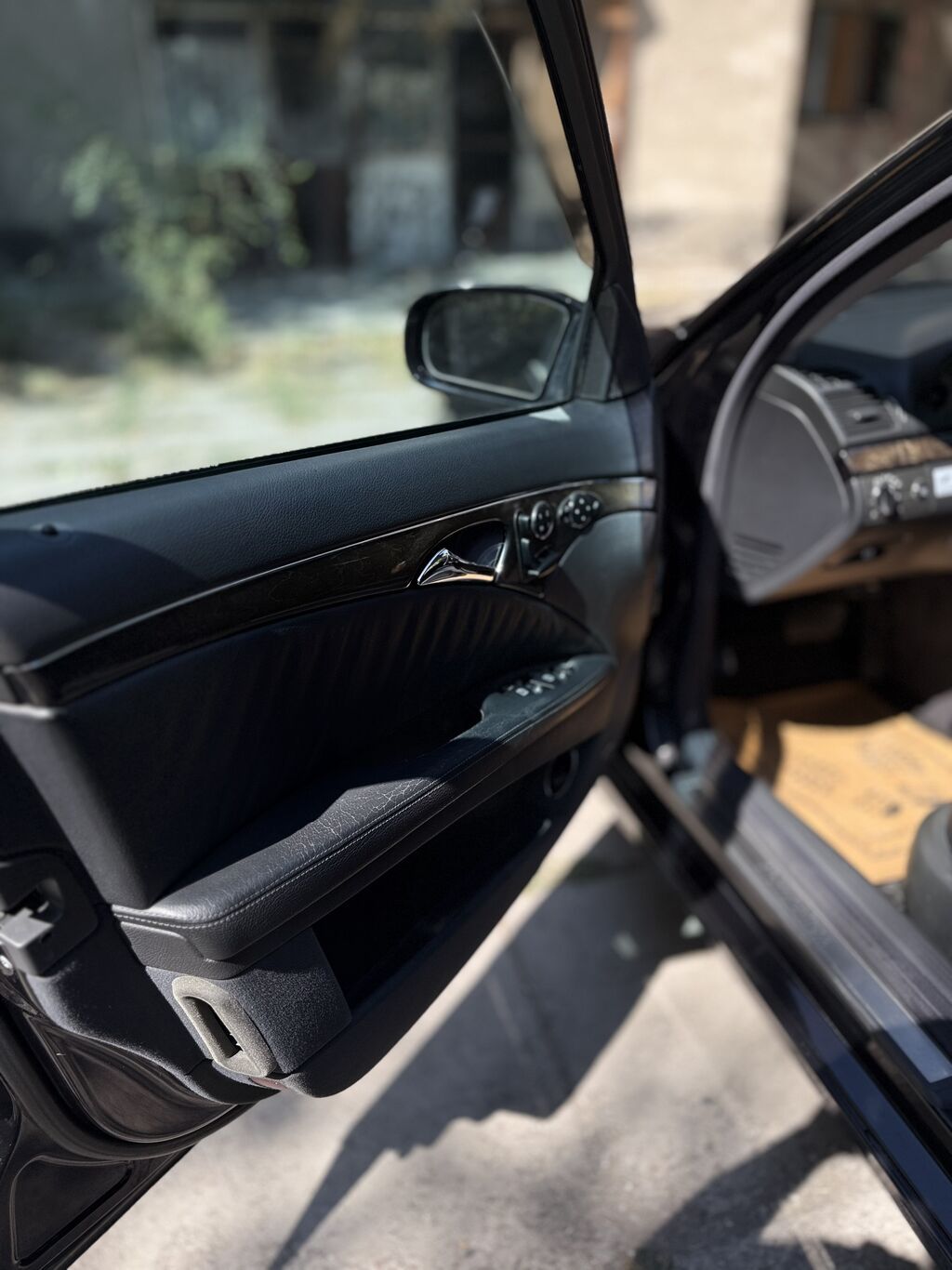 Mercedes-Benz E-Class: 2003 г., 5 л, Автомат, Бензин, Седан: фото 7