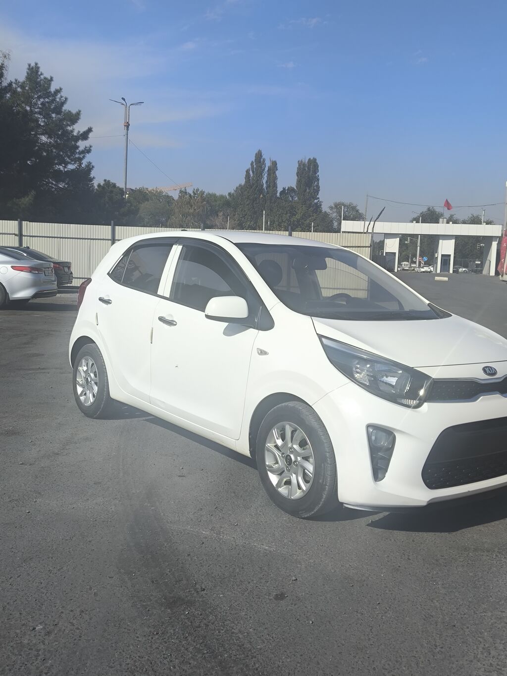 Kia Picanto: 2020 г., 1 л, Автомат, Бензин, Хэтчбэк: фото 2