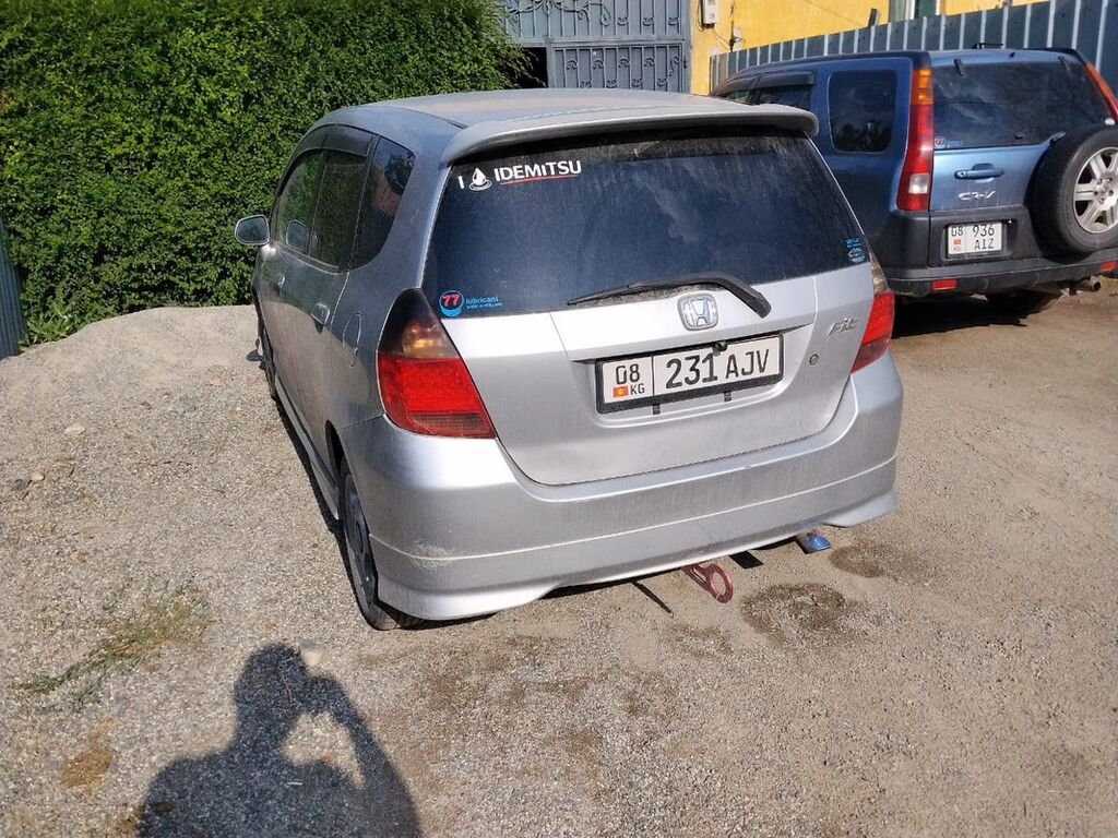 Honda Fit: 2002 г., 1.3 л, Автомат, Бензин, Хэтчбэк — фото 2