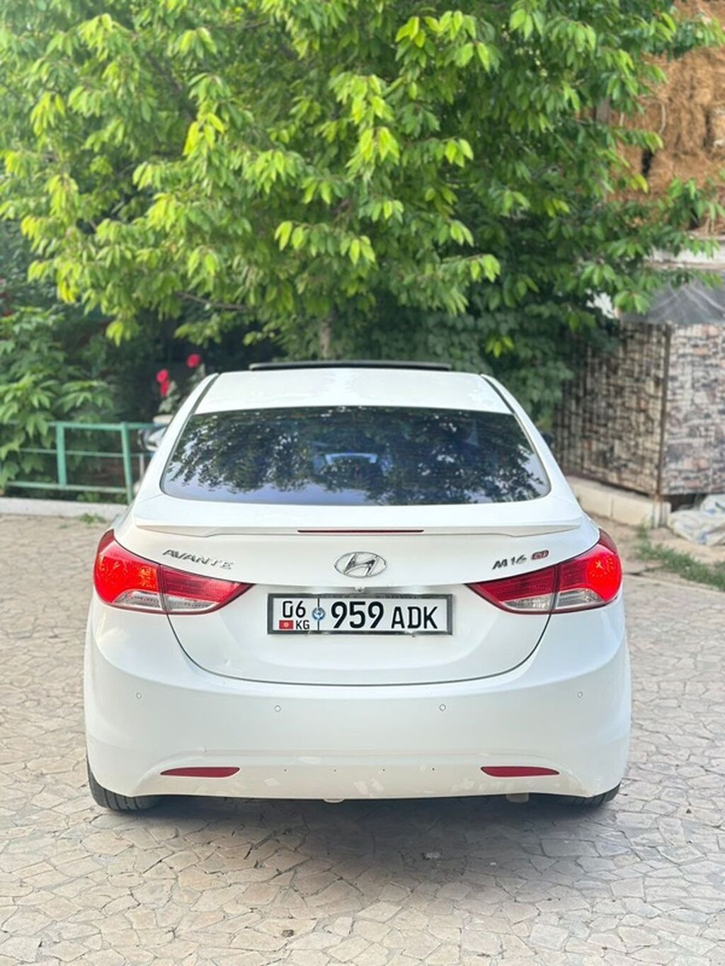 Hyundai Avante: 2012 г., 1.6 л, Автомат, Бензин, Седан: фото 5