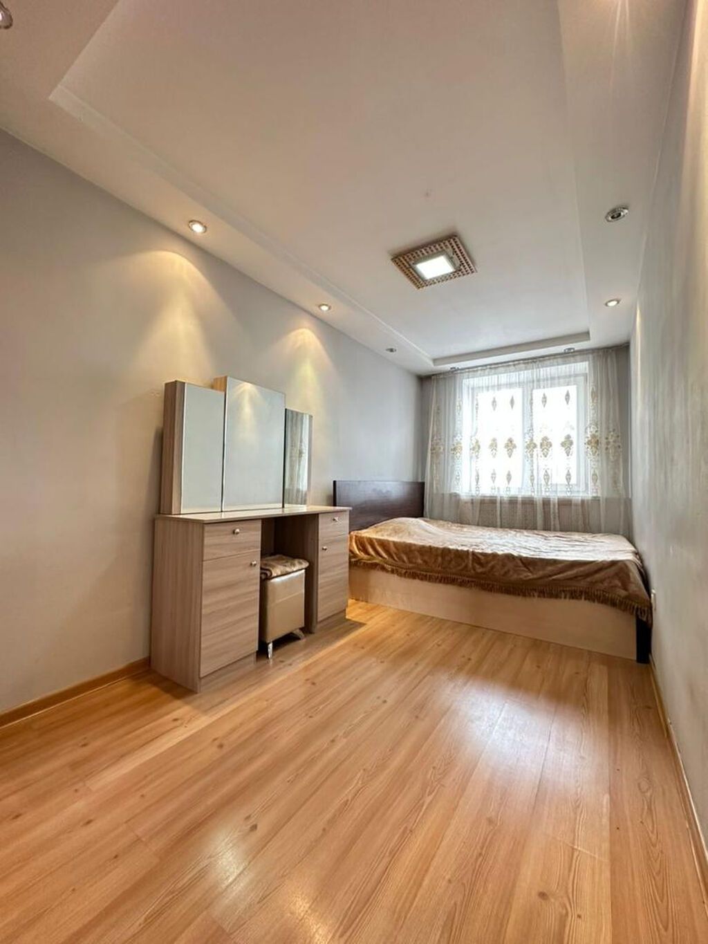 3 комнаты, 58 м², Таатан ТЦ Индивидуалка, 3 этаж, Евроремонт