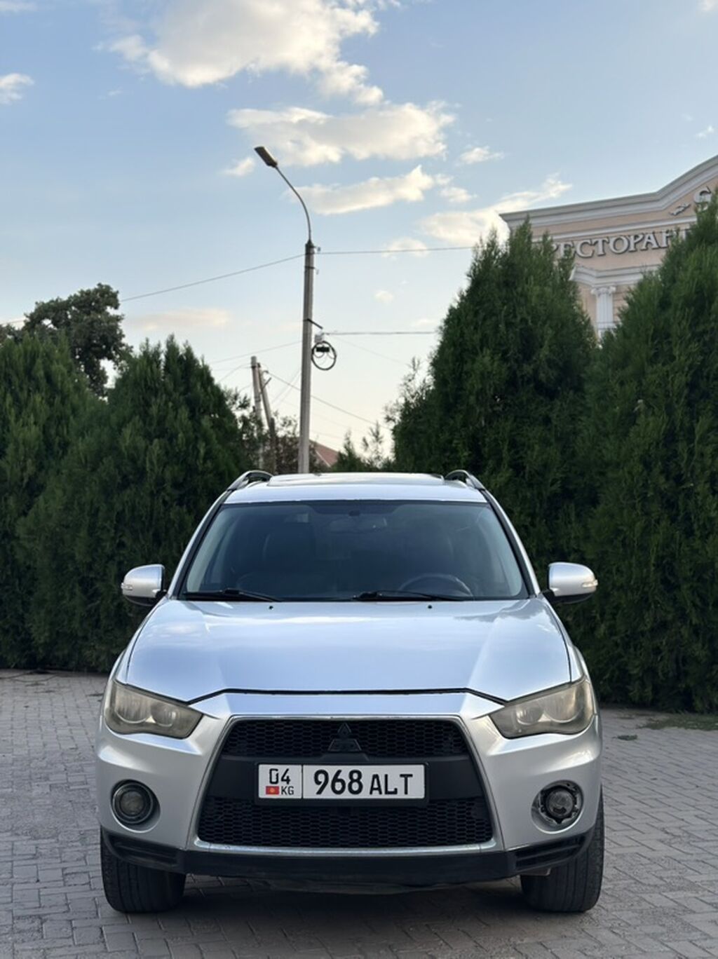 Mitsubishi Outlander: 2011 г., Автомат, Бензин, Кроссовер: фото 4