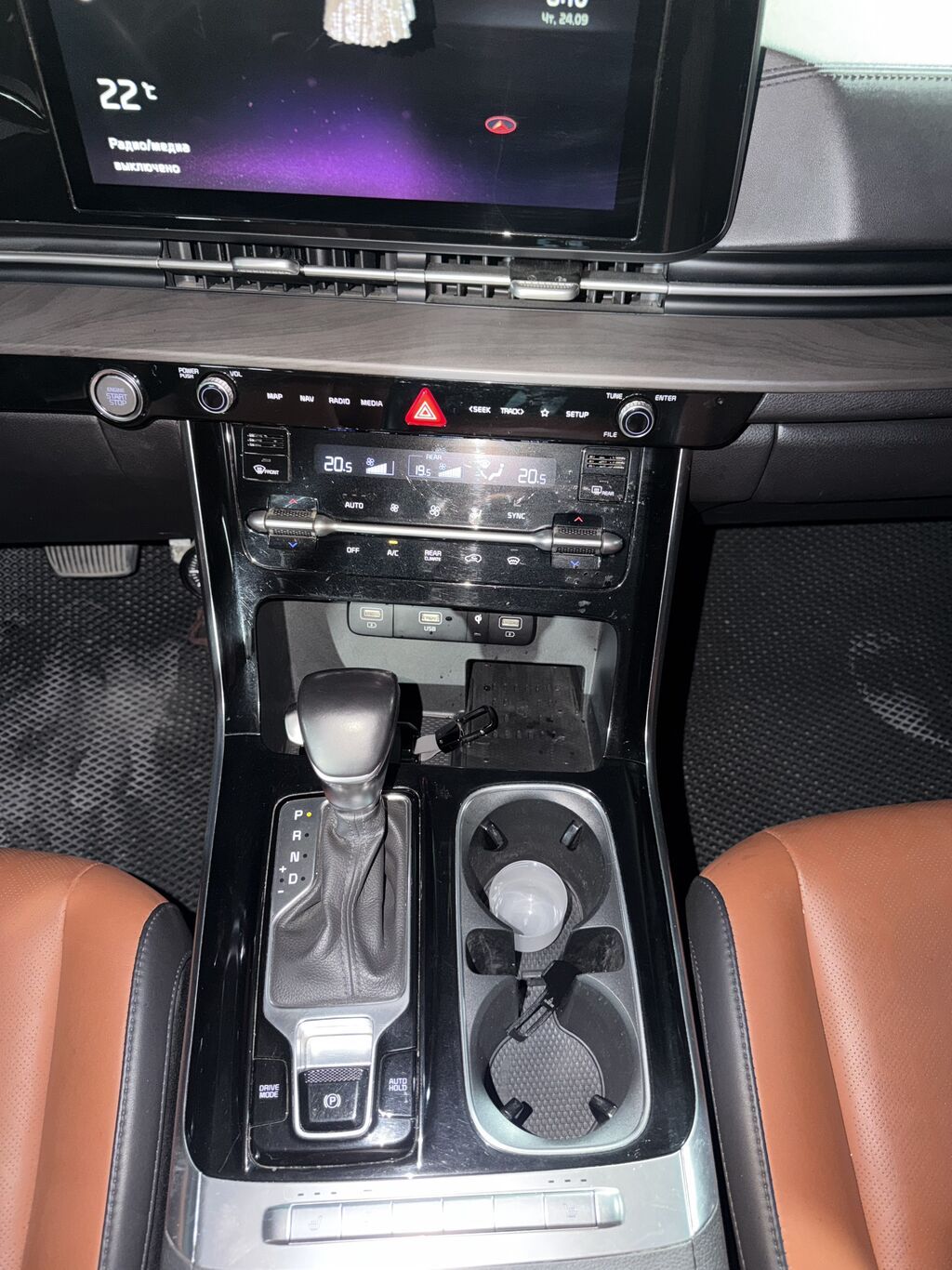 Kia Carnival: 2023 г., 2.2 л, Автомат, Дизель, Минивэн: фото 6