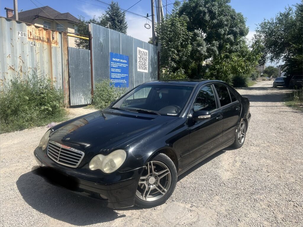 Mercedes-Benz C-Class: 2003 г., Автомат, Бензин, Седан: фото 2
