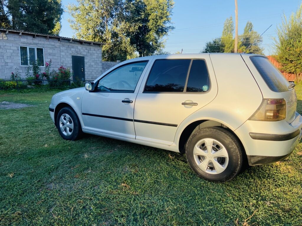 Volkswagen Golf: 2000 г., Хэтчбэк: фото 4
