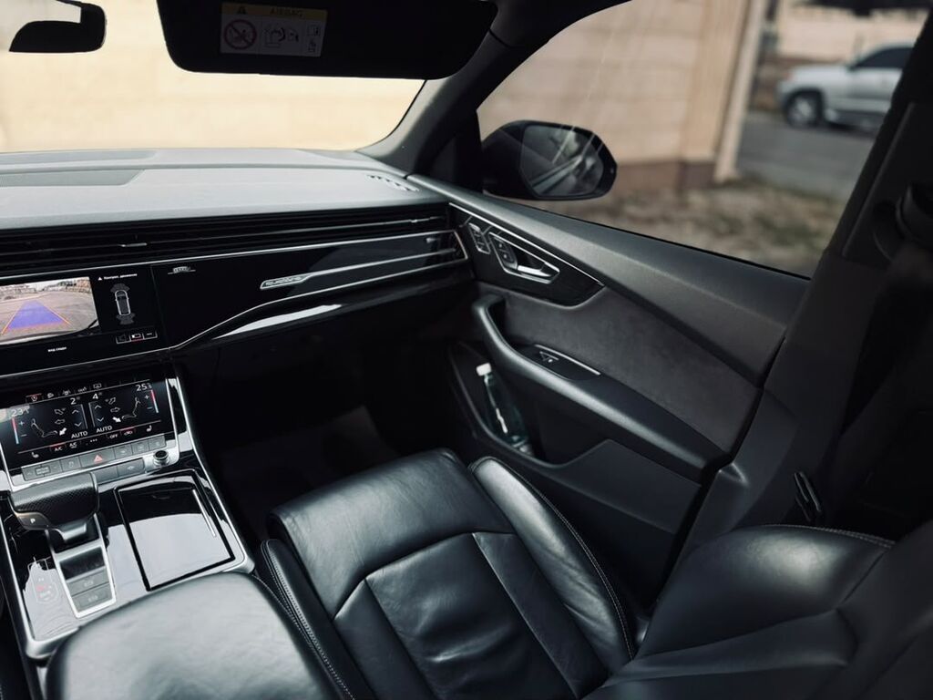 Audi Q8: 2018 г., 3 л, Автомат, Дизель, Кроссовер: фото 6
