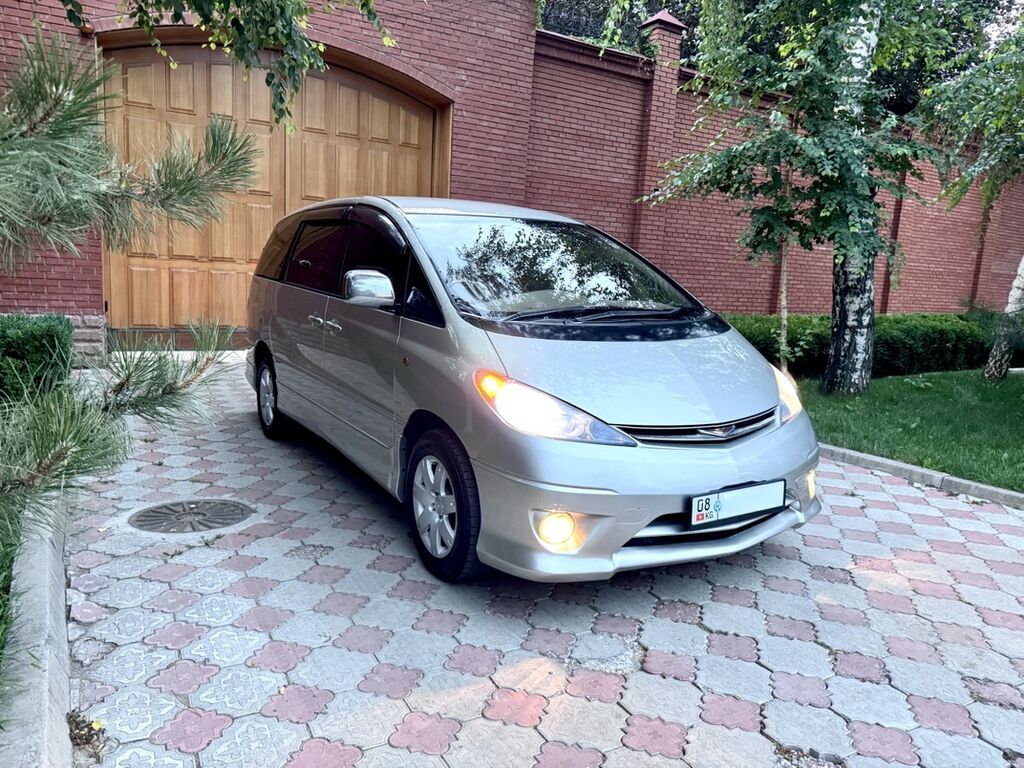 Toyota Estima: 2002 г., 3 л, Автомат, Бензин, Минивэн: фото 2