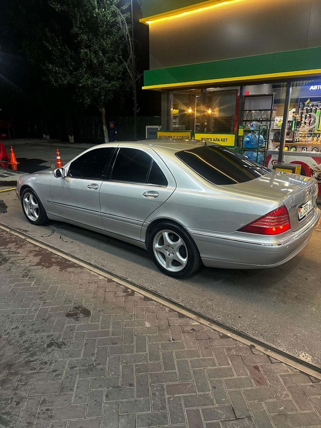 Mercedes-Benz S-Class: 2002 г., 5 л, Автомат, Бензин, Седан: фото 2