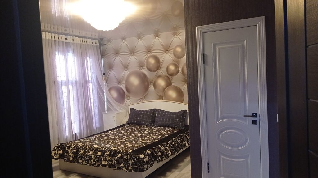 лалафо кызыл кия. лалафо кызыл кия. кызыл кия гостиница азия. кызыл-кия ошская область бассейн. улица лермонтова кызыл-кия.