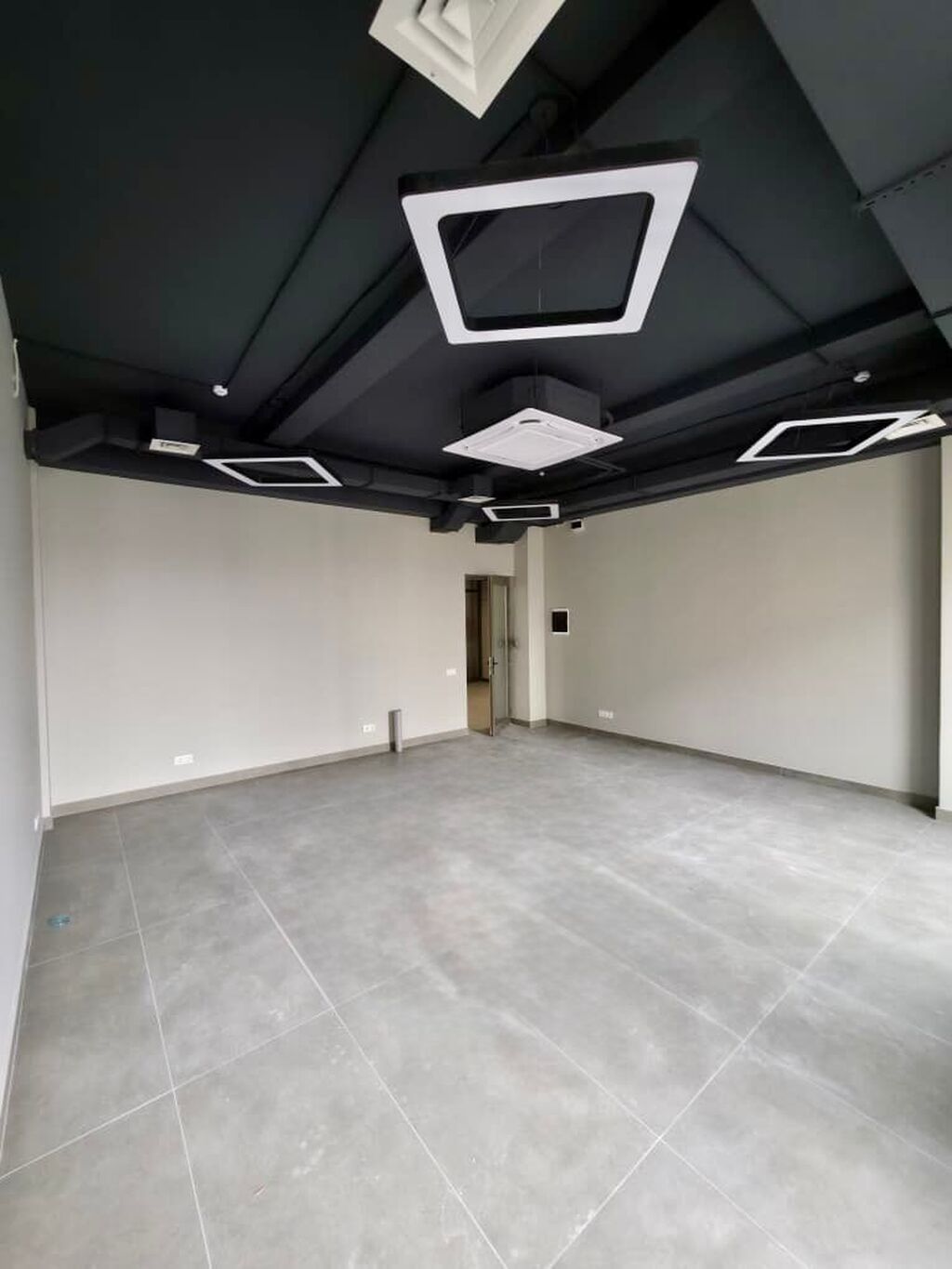 Аренда офисов, 35 м², В бизнес центре, 1 линия: фото 3