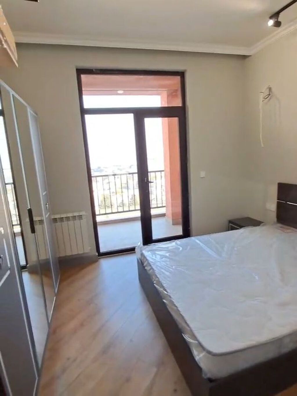 West Town | 2 Otaqlı Mənzil Kirayə Verilir! 📍 Ünvan: Əhməd Rəcəbli