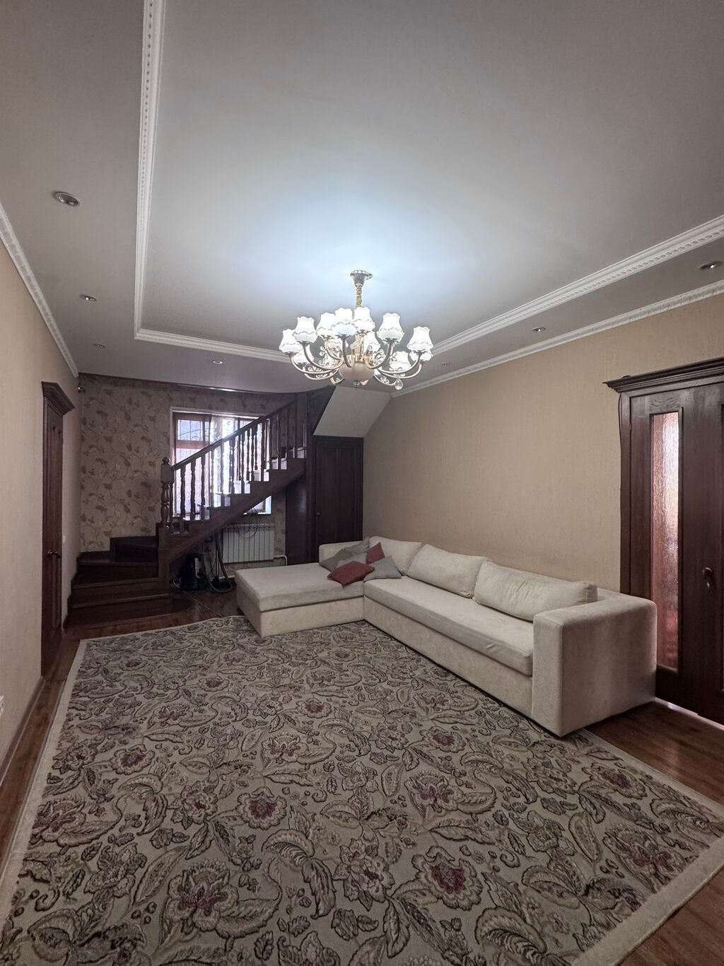 220 м², 6 комнат: фото 3