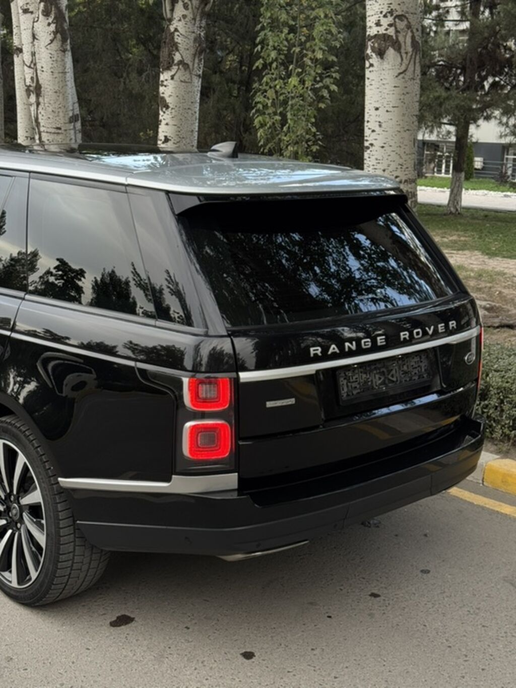 Land Rover Range Rover: 2018 г., 4.4 л, Автомат, Дизель, Внедорожник: фото 8