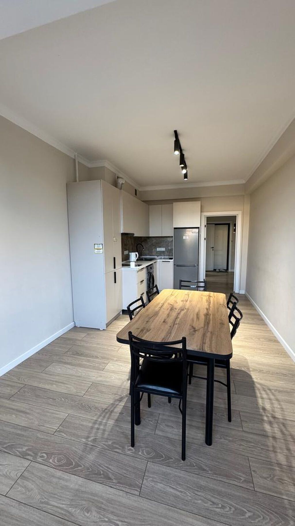 Сдается 2х комнатная в районе Асанбай 2 этаж, 85 кв.м В квартире: фото 3