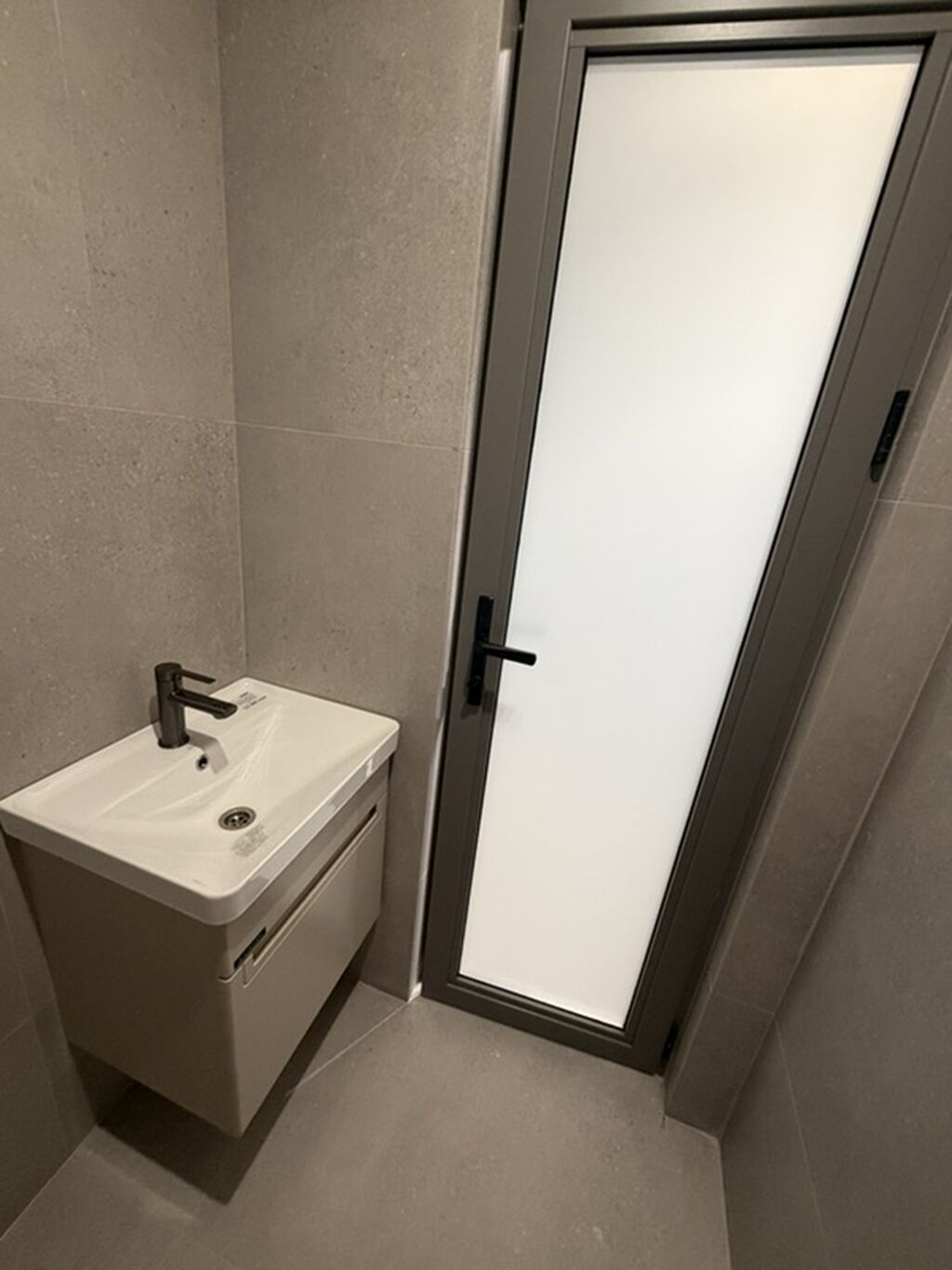 Аренда офисов, 36 м², В жилом комплексе, С оборудованием, С системой безопасности