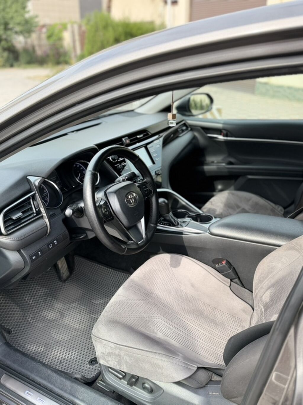 Toyota Camry: 2019 г., 2.5 л, Автомат, Бензин, Седан: фото 5