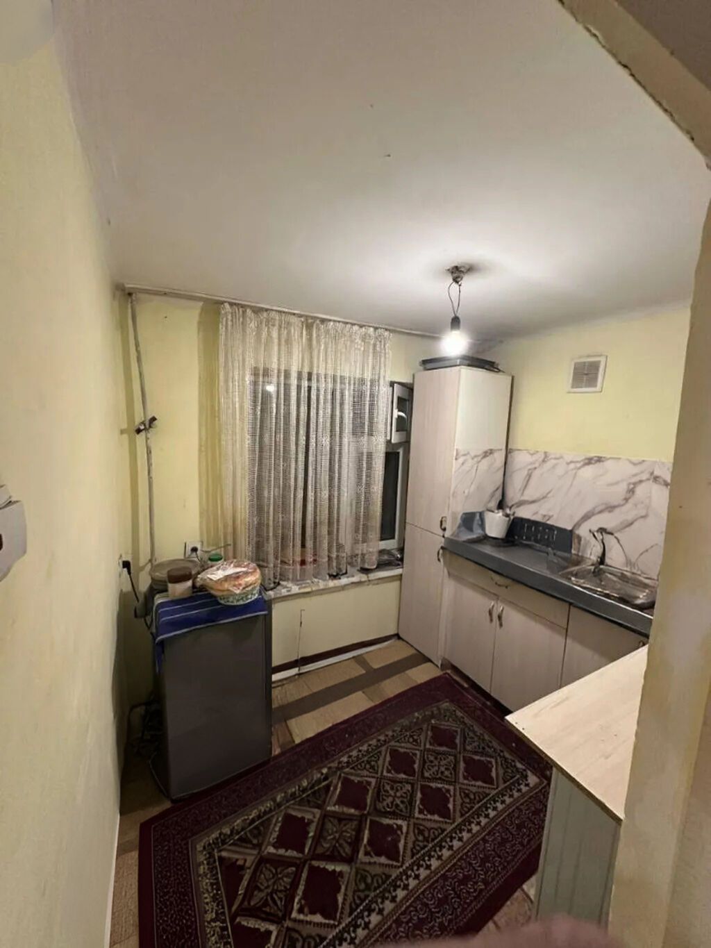 Продам 2-комн. квартиру 42 м², цокольный этаж, центр Оша: фото 6