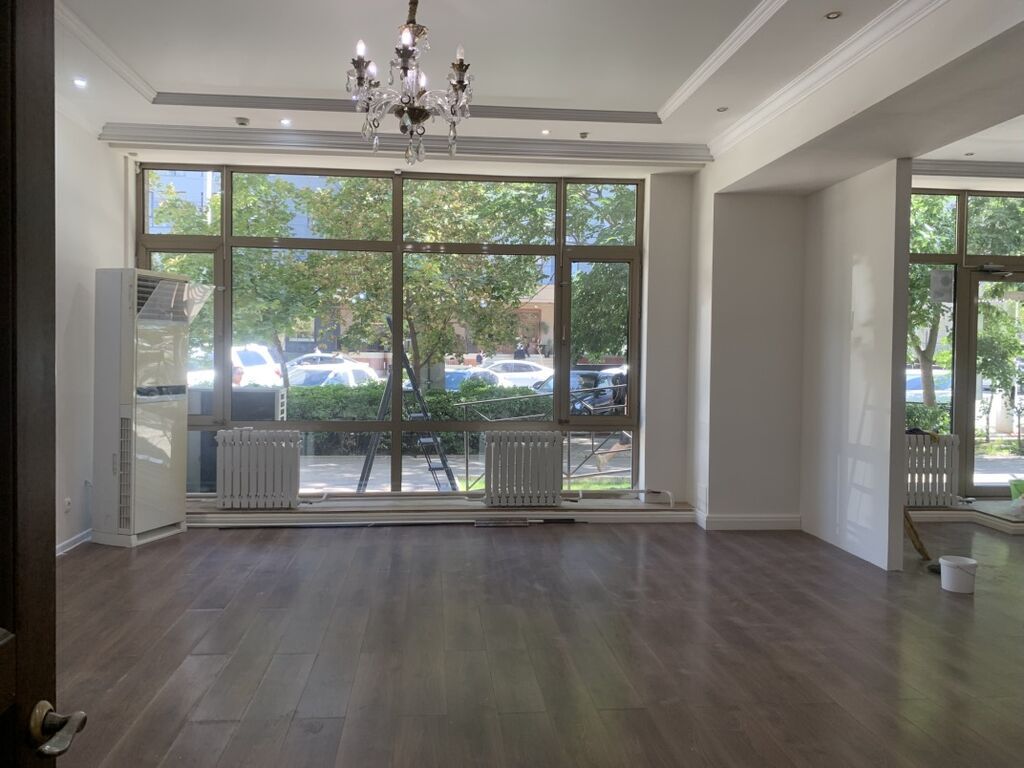 Сдается в аренду помещение Площадь: 60 м² Стоимость: 25 $ за м²: фото 1