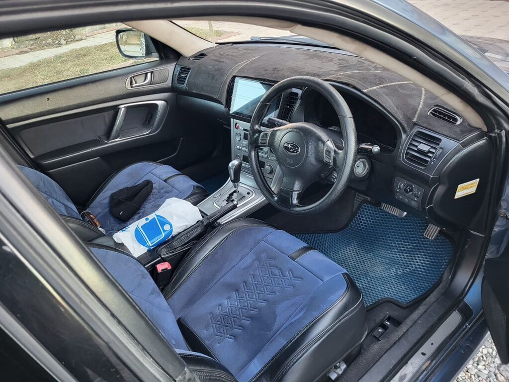 Subaru Legacy: 2004 г., 3 л, Автомат, Бензин, Седан: фото 7