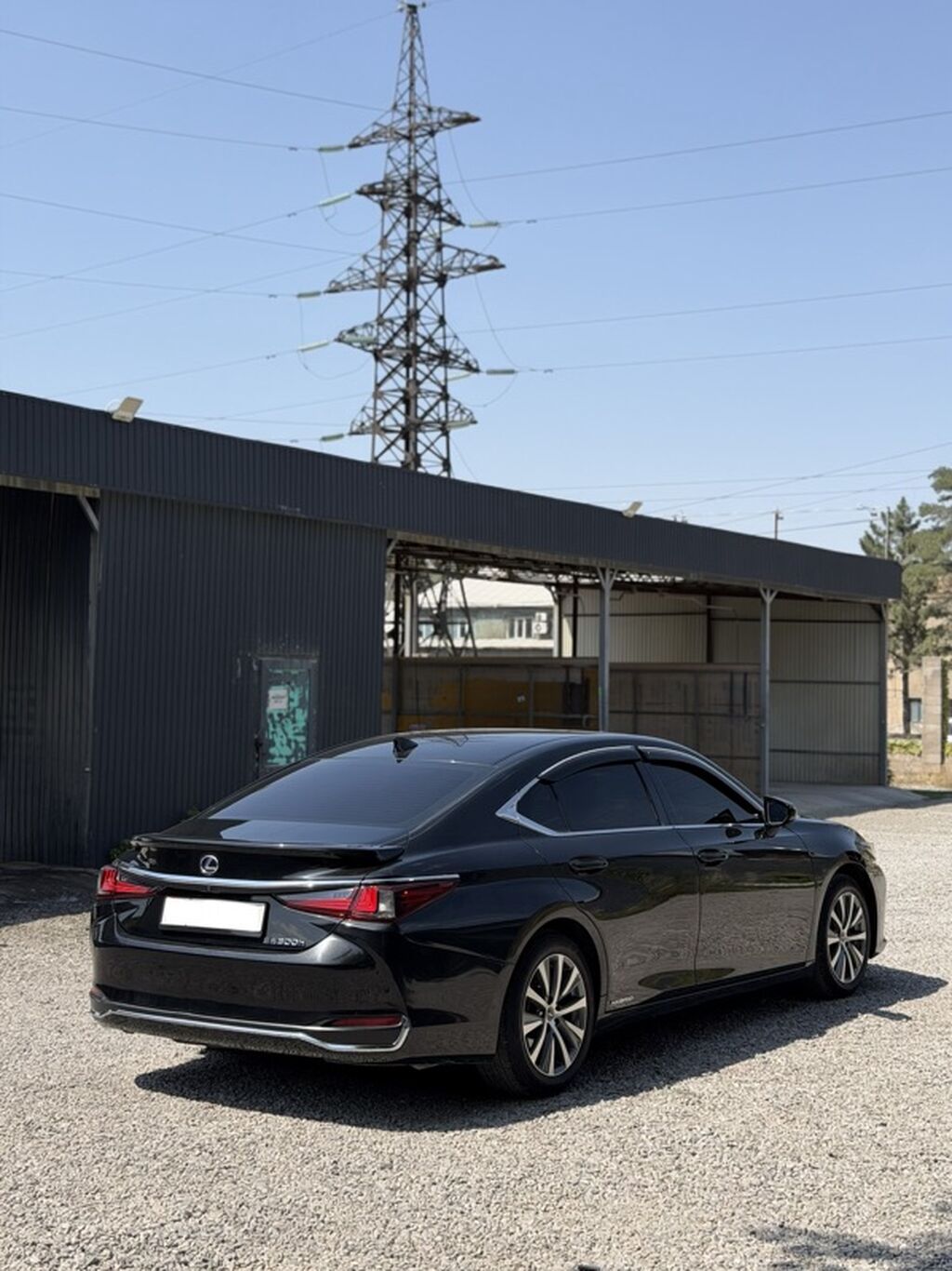 Lexus ES: 2021 г., 2.5 л, Автомат, Гибрид, Седан: фото 5