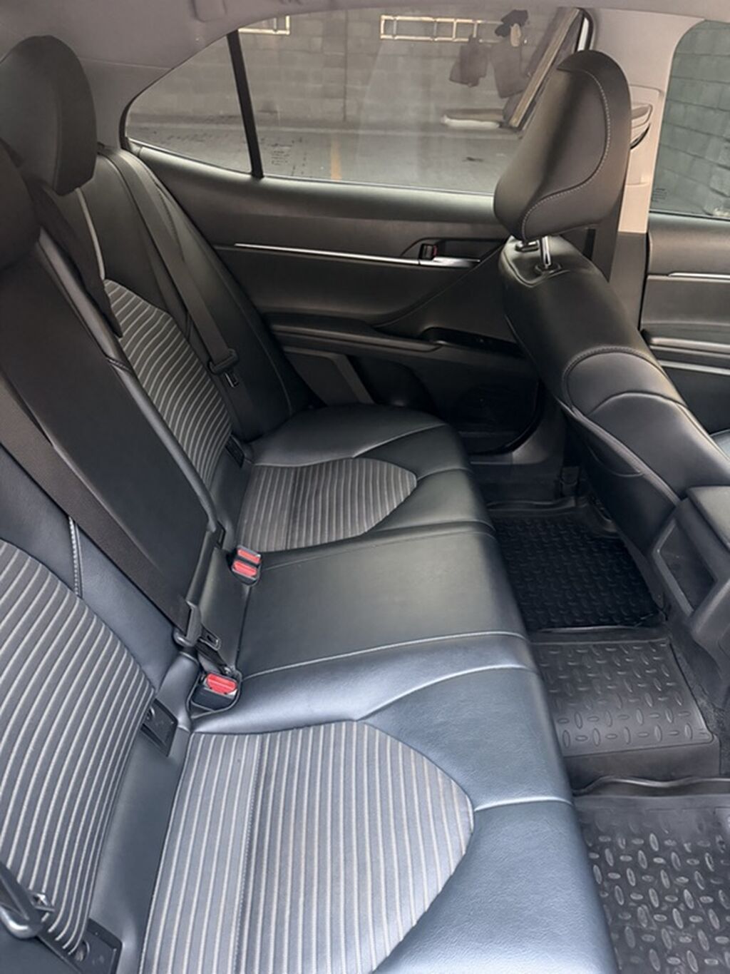 Toyota Camry: 2020 г., 2.5 л, Автомат, Бензин, Седан: фото 8