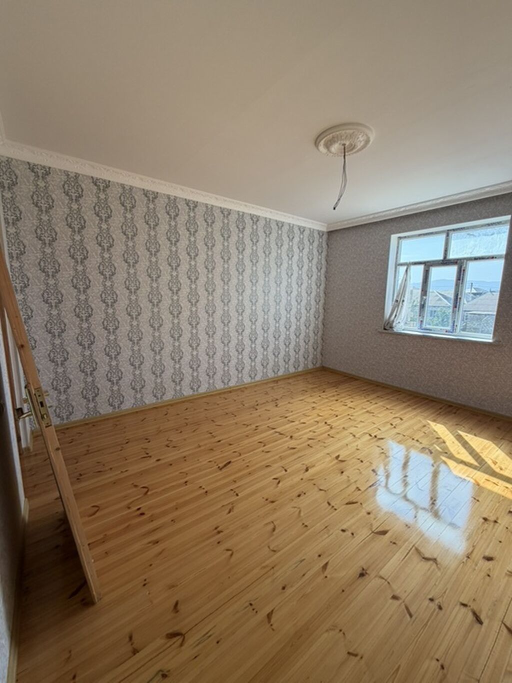 3 otaqlı, 125 kv. m, Kredit yoxdur, Yeni təmirli