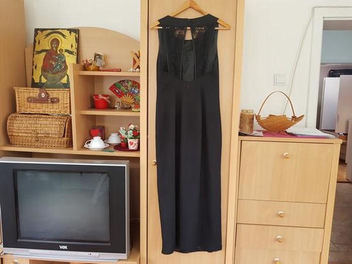 Haljine: Duga haljina, na ledjima ima cipku, kao nova, 40 na lalafo.rs Duga haljina, na ledjima ima cipku, kao nova, 40 - Beograd