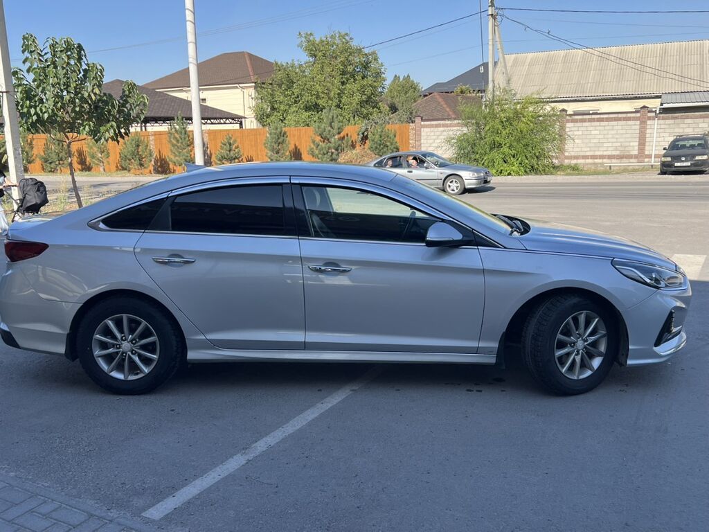 Hyundai Sonata: 2019 г., 2 л, Автомат, Газ, Седан: фото 2
