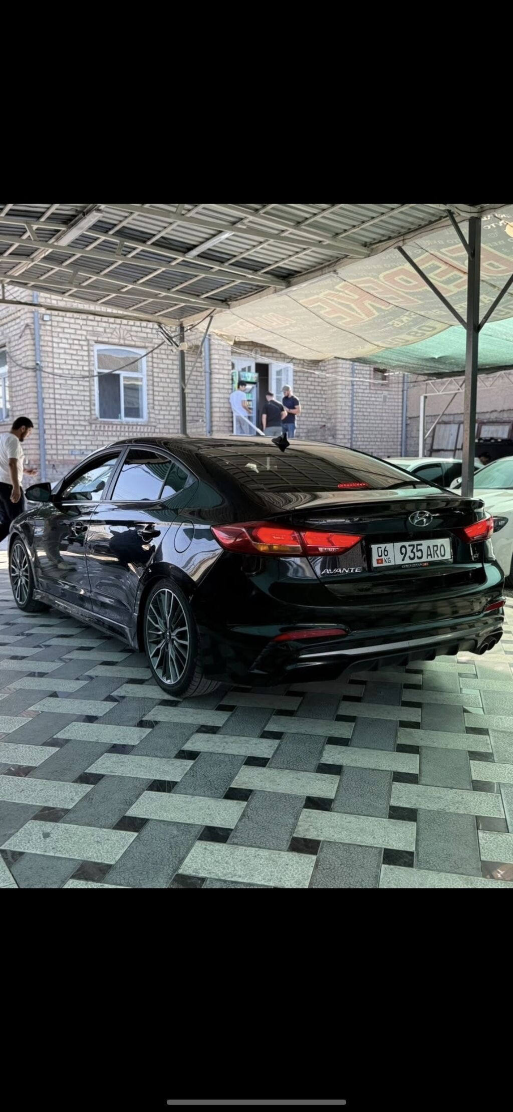 Hyundai Avante: 2018 г., Автомат, Бензин, Седан: фото 3